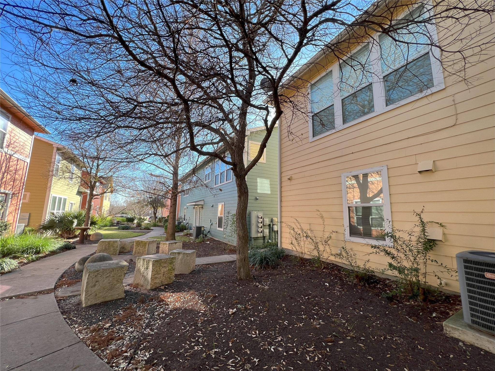 1601 Miriam Ave #314, Austin, TX 78702