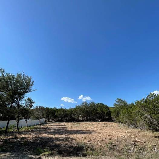 7702 Dakota CIR, Lago Vista, TX 78645