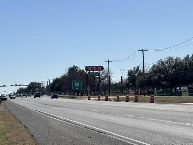 4030 N MAIN ST ST, Taylor, TX 76574