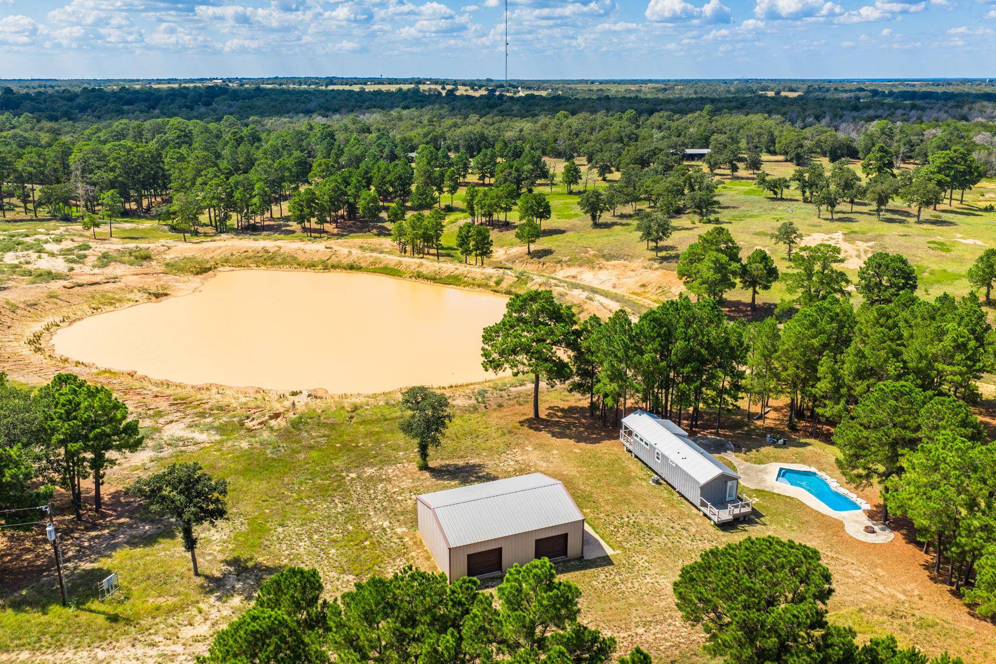 212 Meuth Cemetery RD, Red Rock, TX 78662