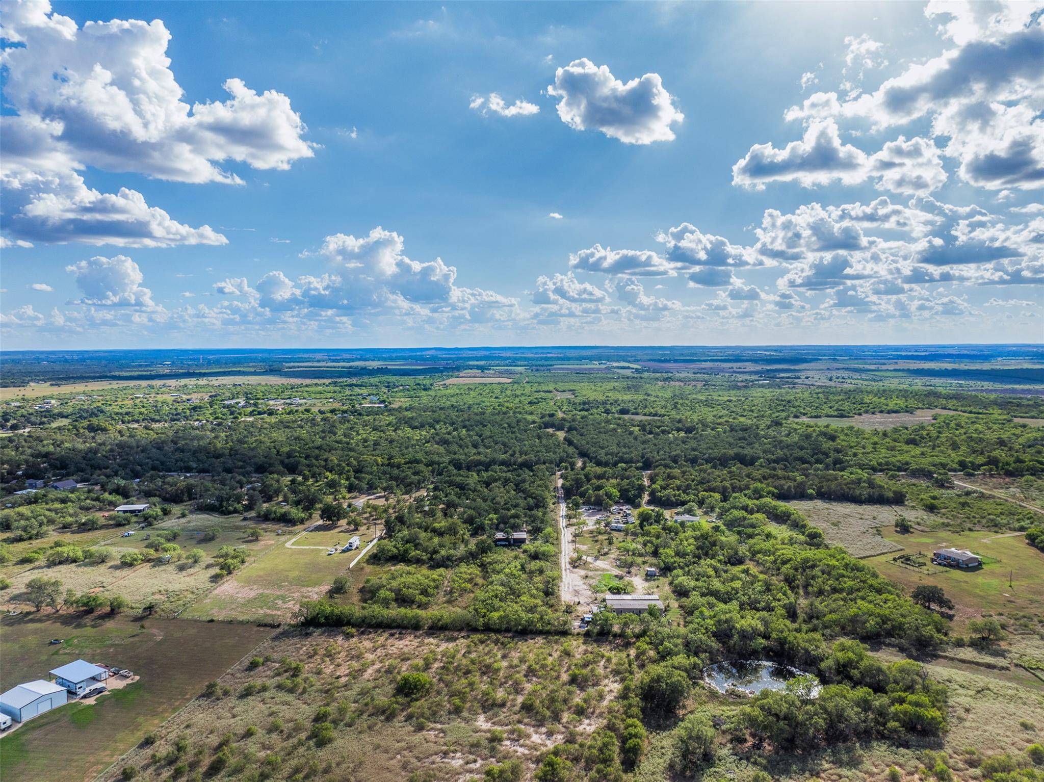 399 Seals Creek RD, Lockhart, TX 78644