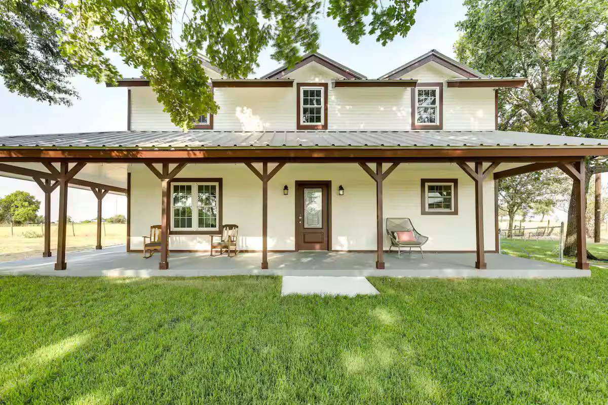 1616 County Road 463, Elgin, TX 78621