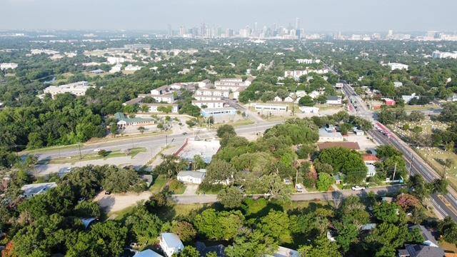 1197 Ridge DR, Austin, TX 78721