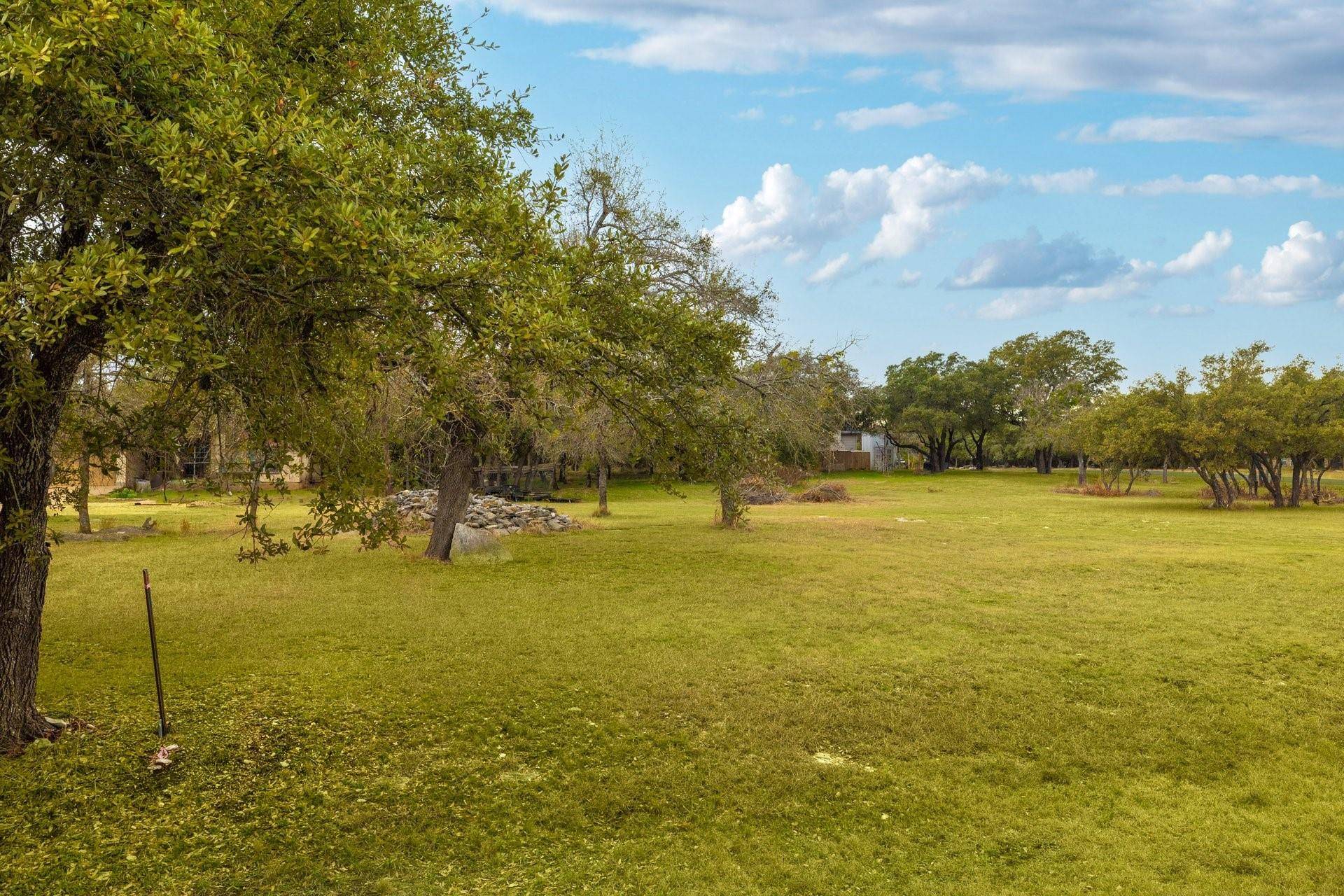 6626 Jim Hogg DR, Georgetown, TX 78633