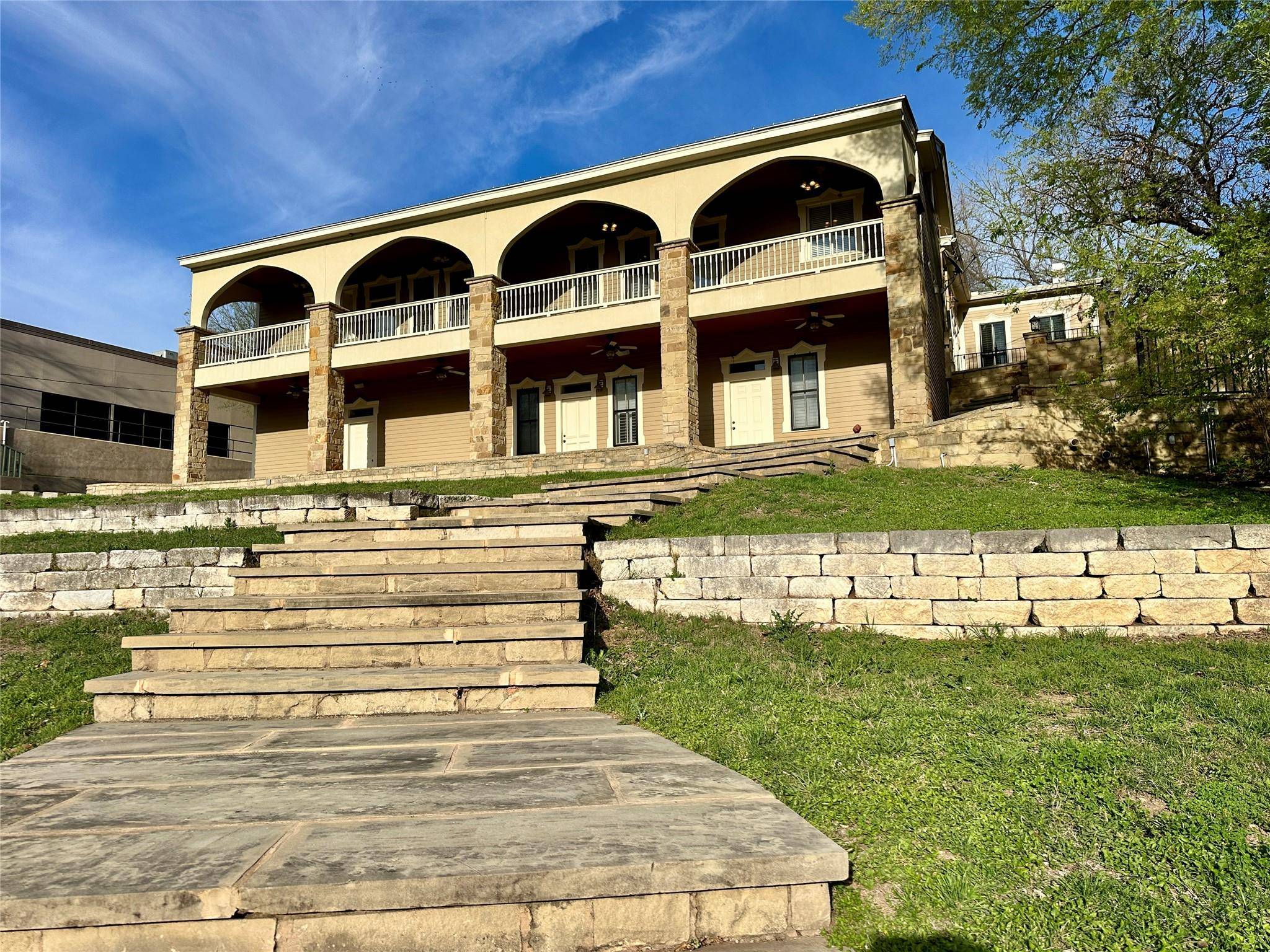 802 Main ST, Bastrop, TX 78602