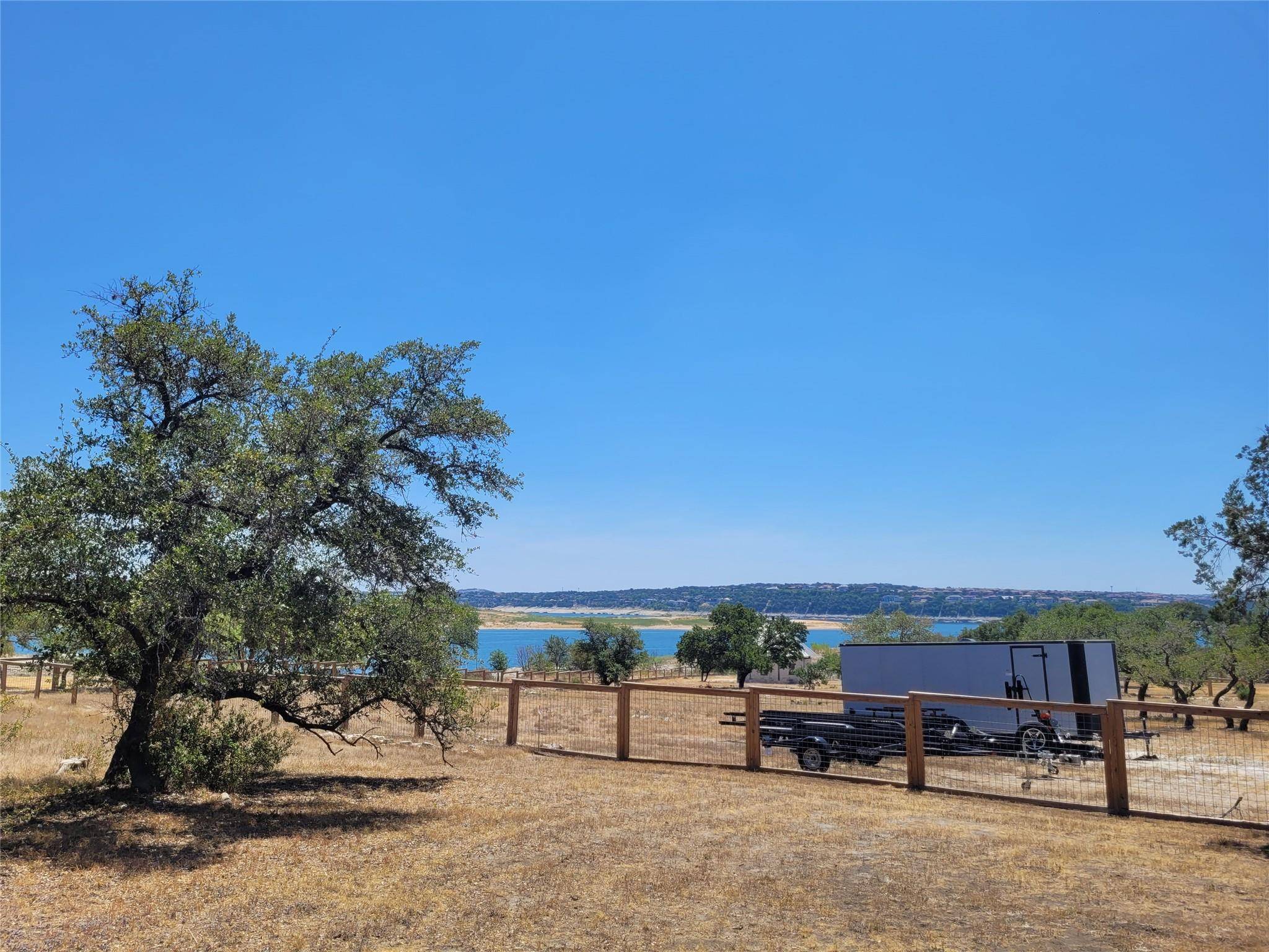 19910 Siesta Shores DR, Spicewood, TX 78669
