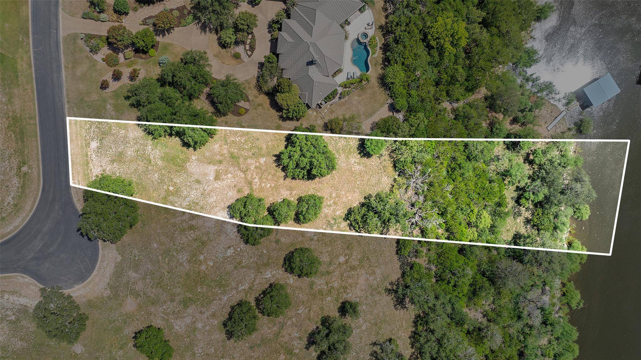 2928 Cliff Overlook, Spicewood, TX 78669