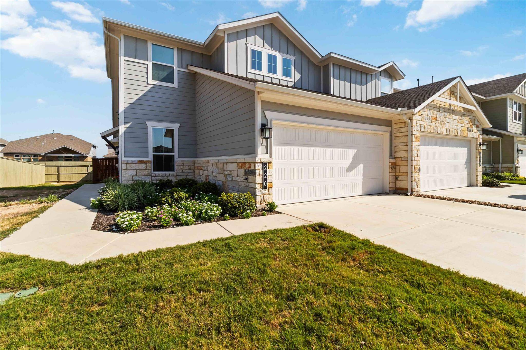 220 Mirabeau WAY, Liberty Hill, TX 78642