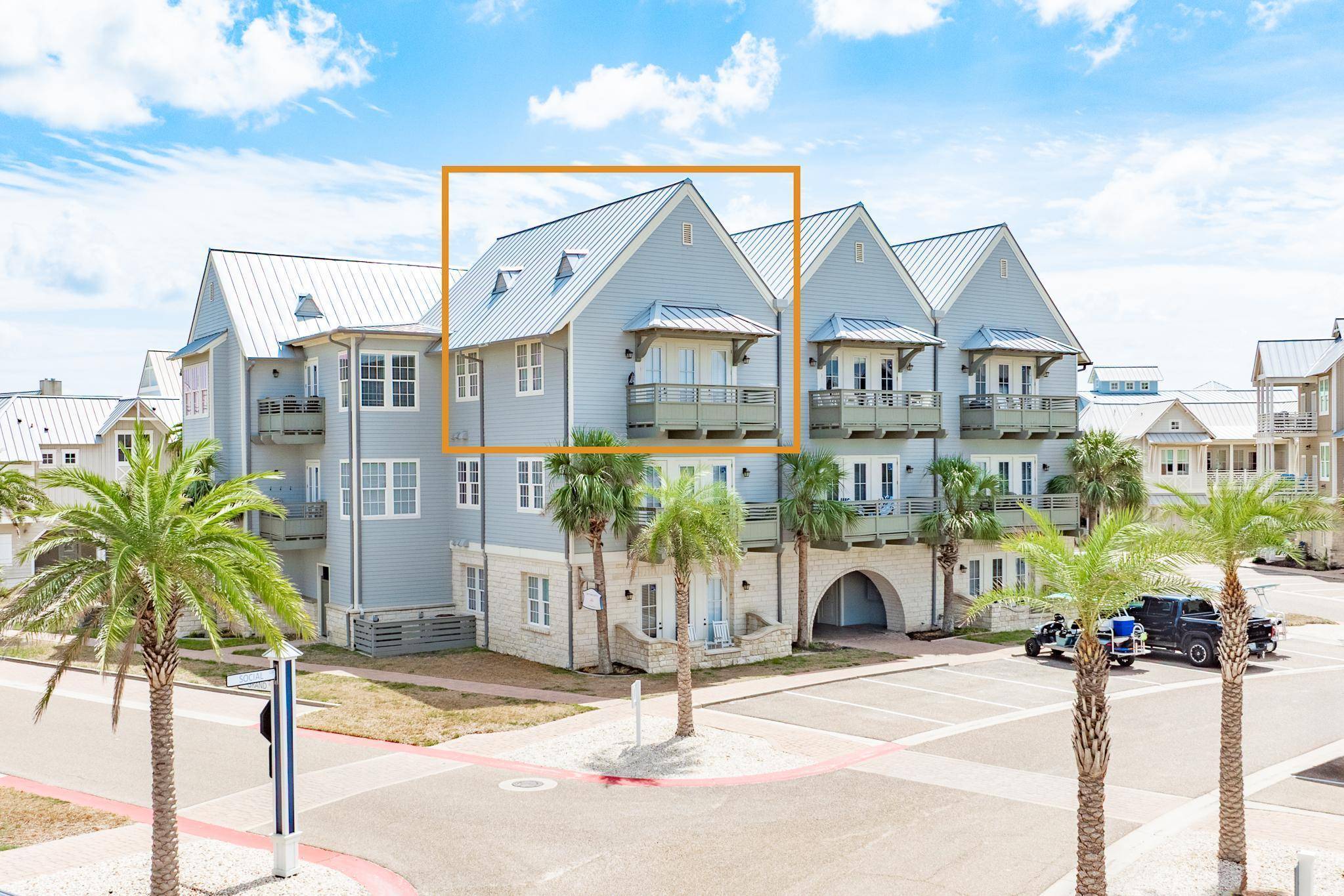 170 Social CIR #11, Port Aransas, TX 78373