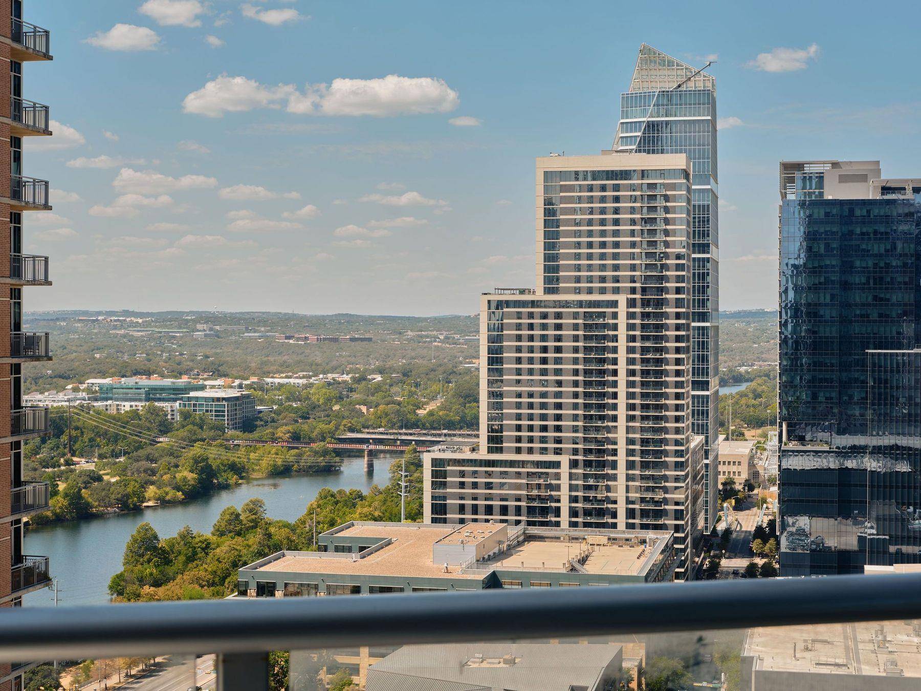 200 Congress Ave #23C, Austin, TX 78701