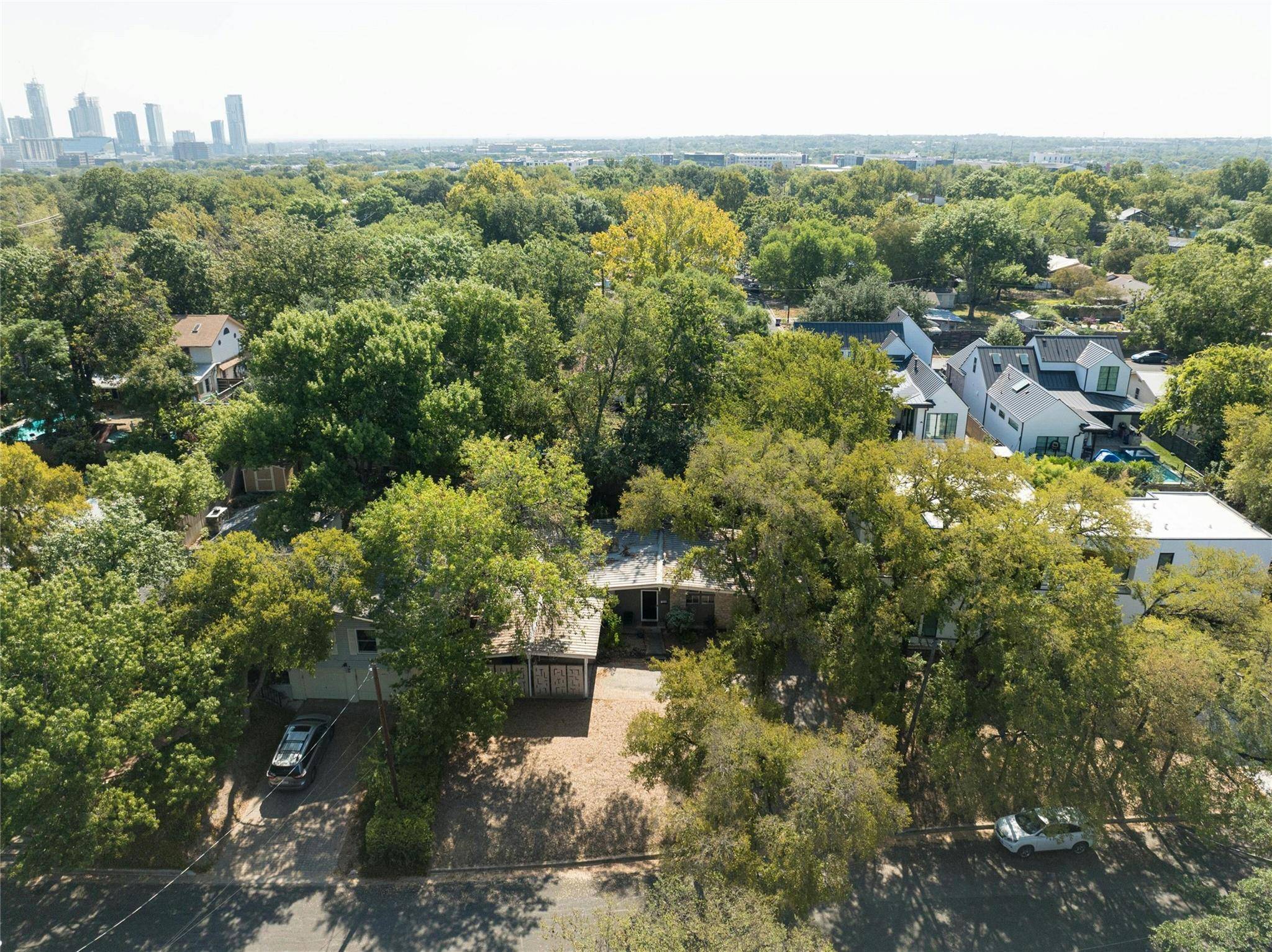 1115 Bluebonnet LN, Austin, TX 78704