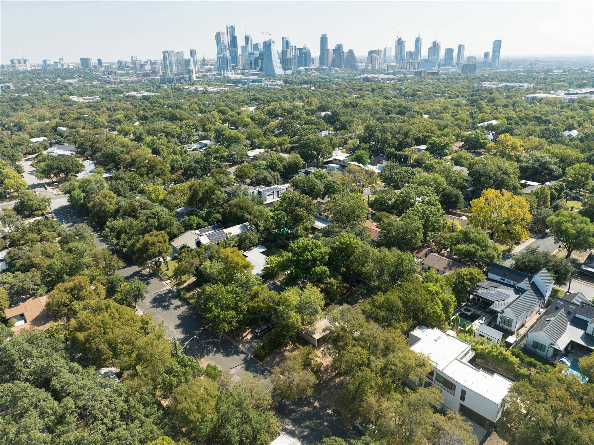 1115 Bluebonnet LN, Austin, TX 78704