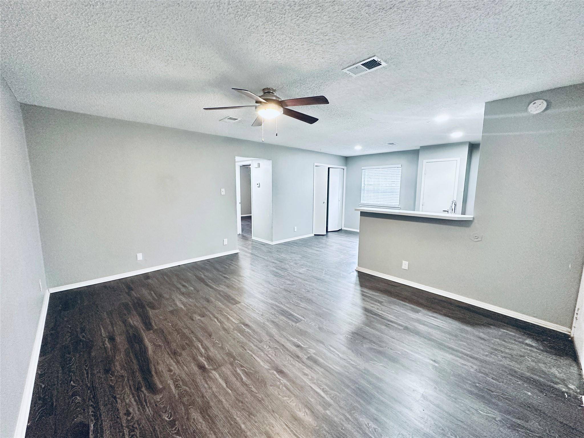 5507 Rose Hill CIR #B, Austin, TX 78745