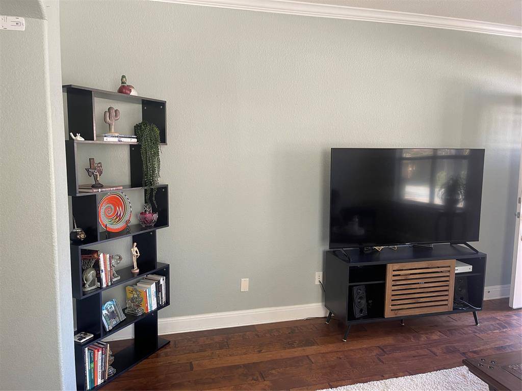 6708 Menchaca RD #11, Austin, TX 78745