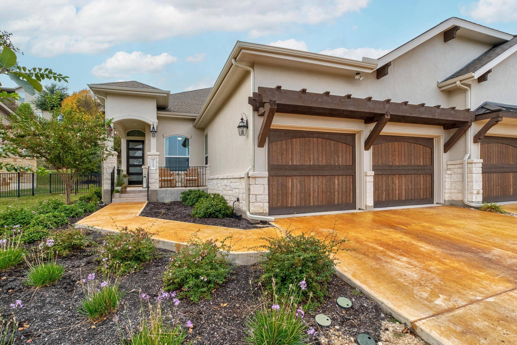 115 Beneteau DR #77, Austin, TX 78738