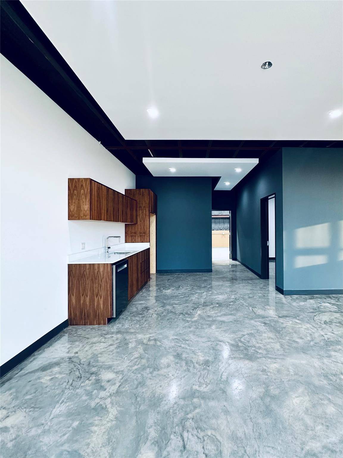 4272 FM 2484 #Bldg 1 Unit B, Salado, TX 76571
