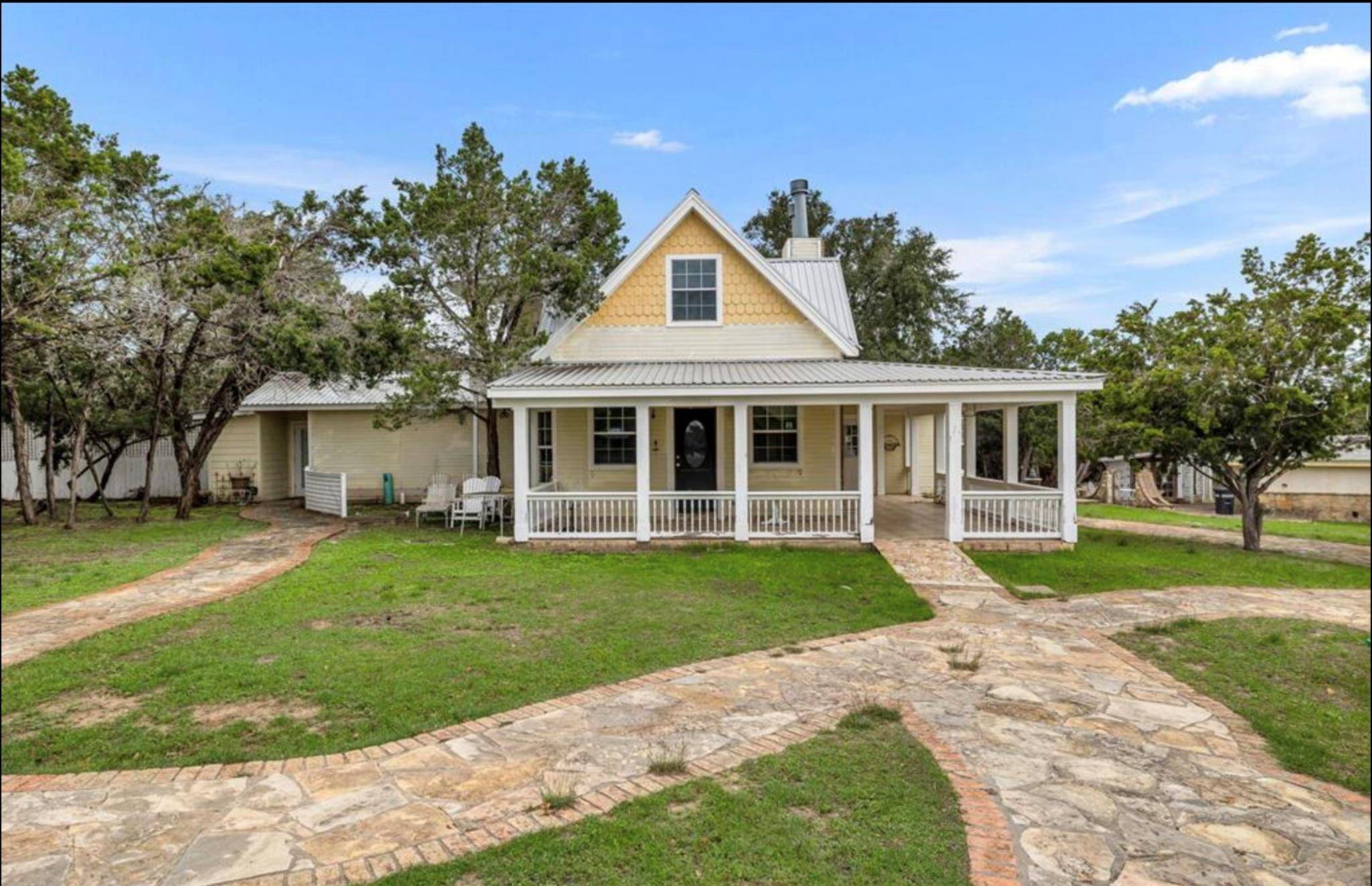 251 Circle DR, Wimberley, TX 78676
