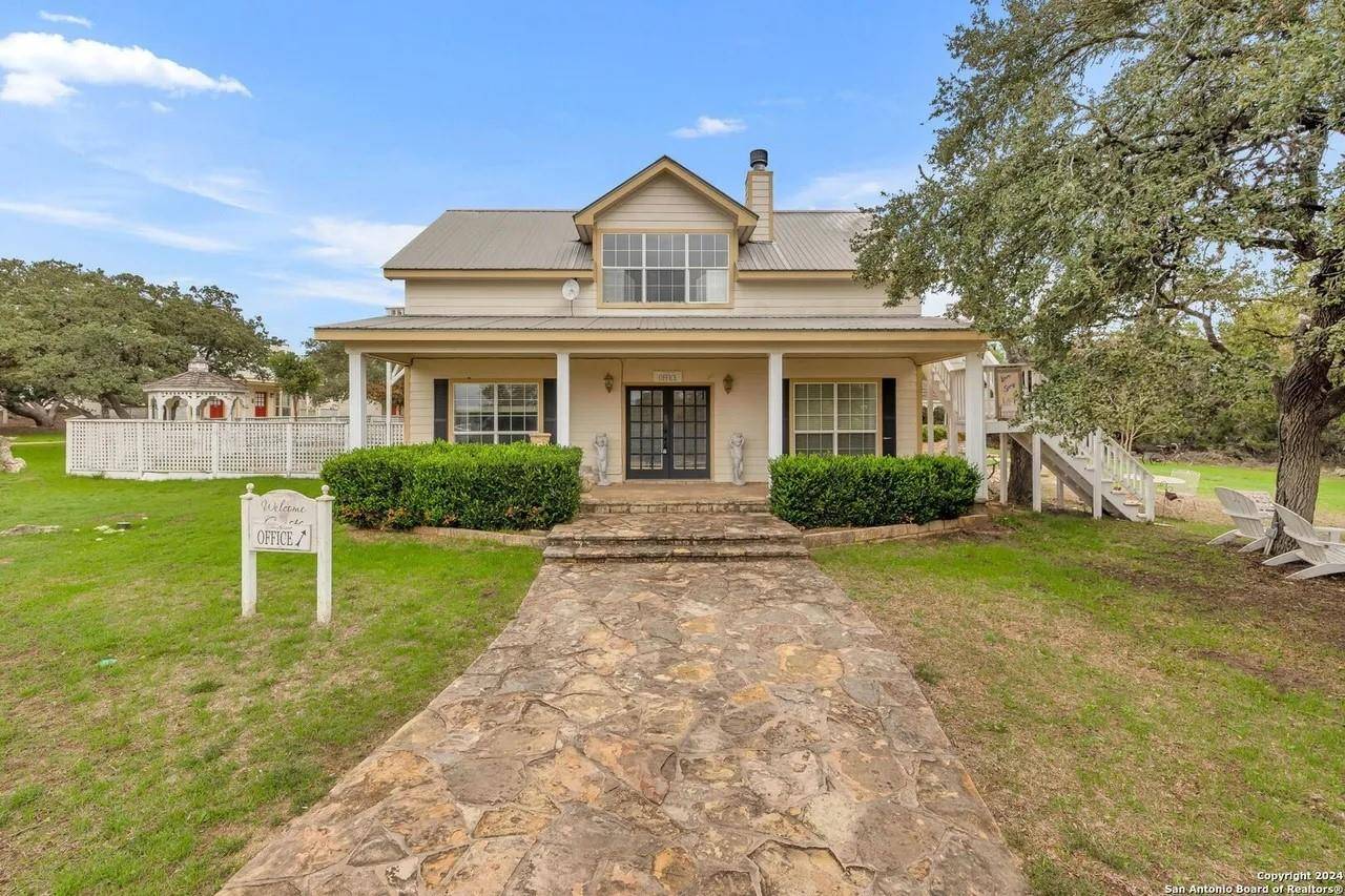251 Circle DR, Wimberley, TX 78676