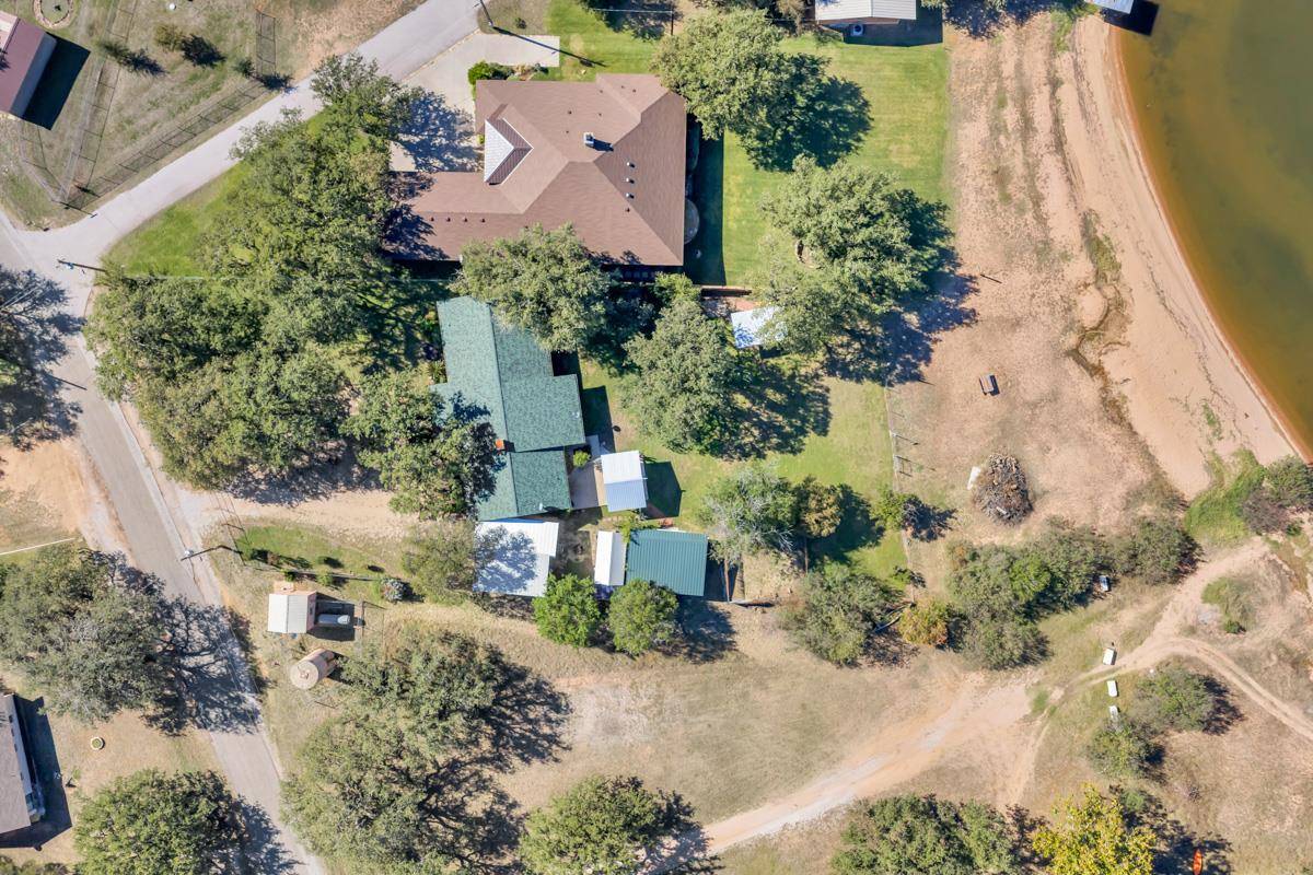 105 Agarita DR, Burnet, TX 78611