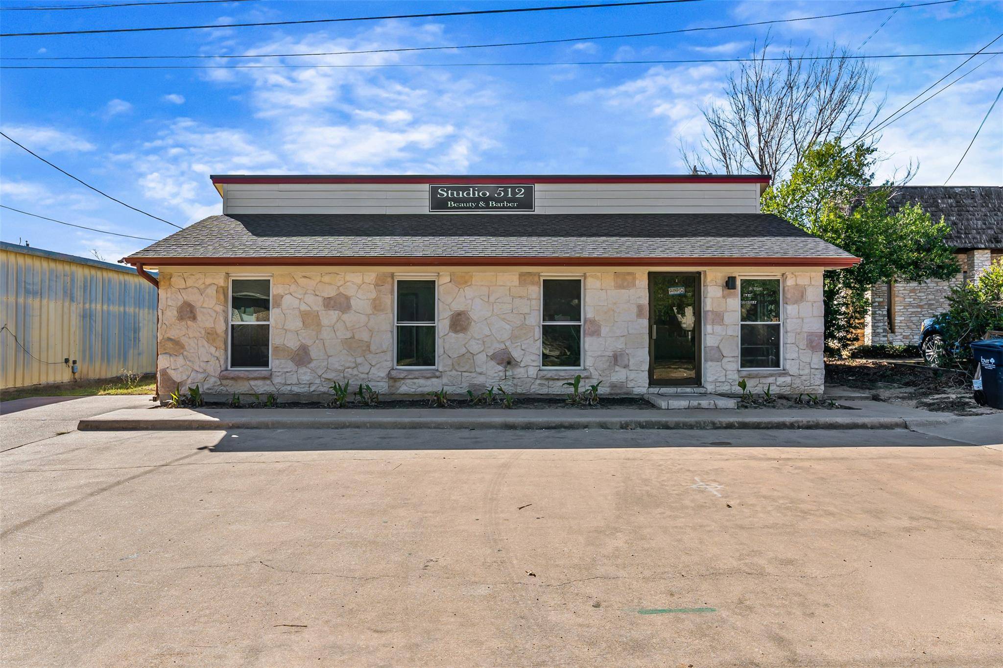 303 Childress DR, Rockdale, TX 76567