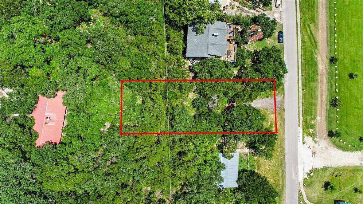 10306 Lakeside DR, Jonestown, TX 78645