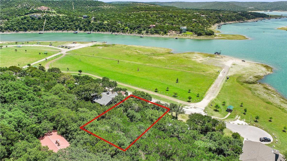 10306 Lakeside DR, Jonestown, TX 78645