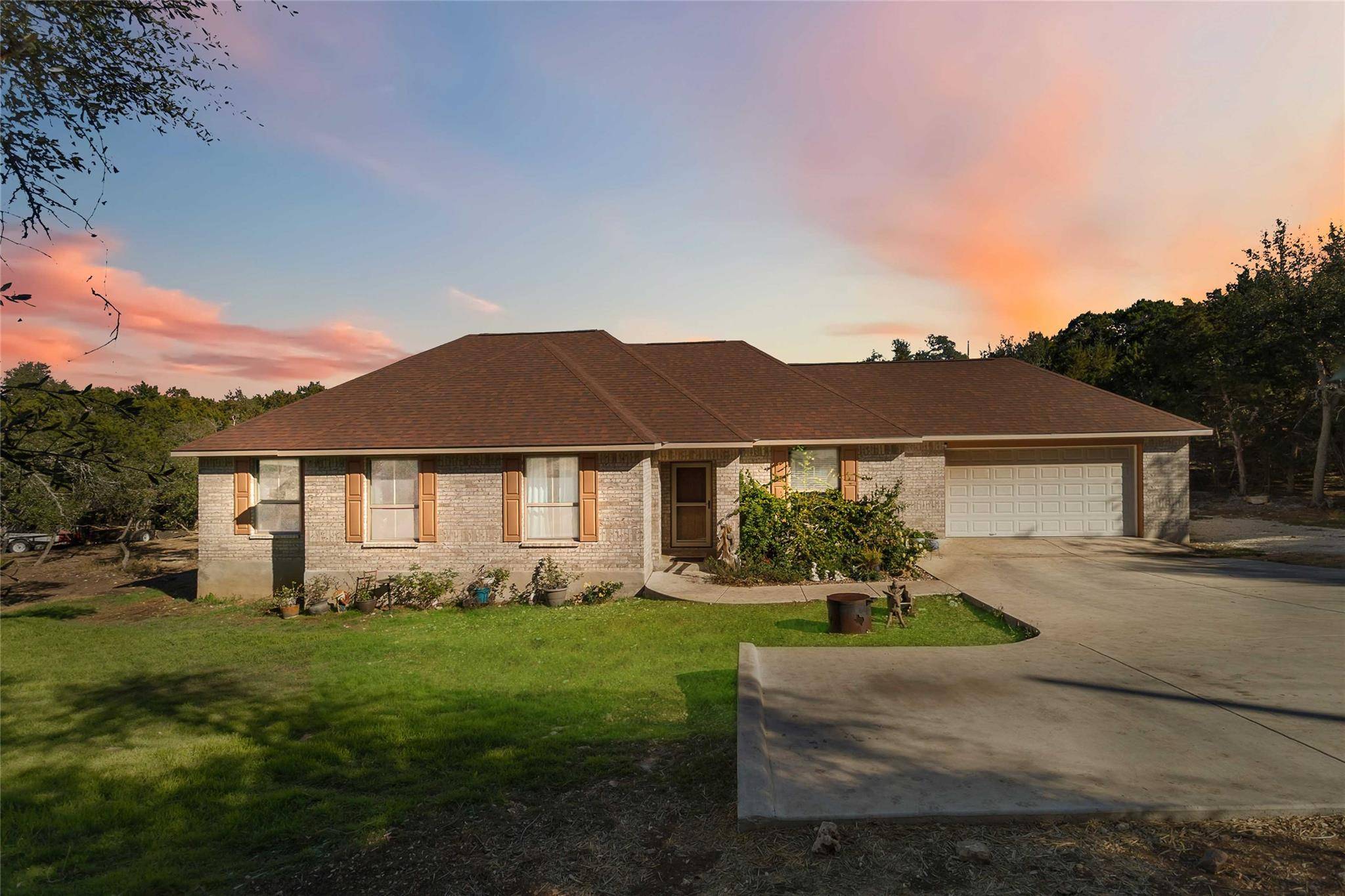 1193 Persimmon PASS, Fischer, TX 78623