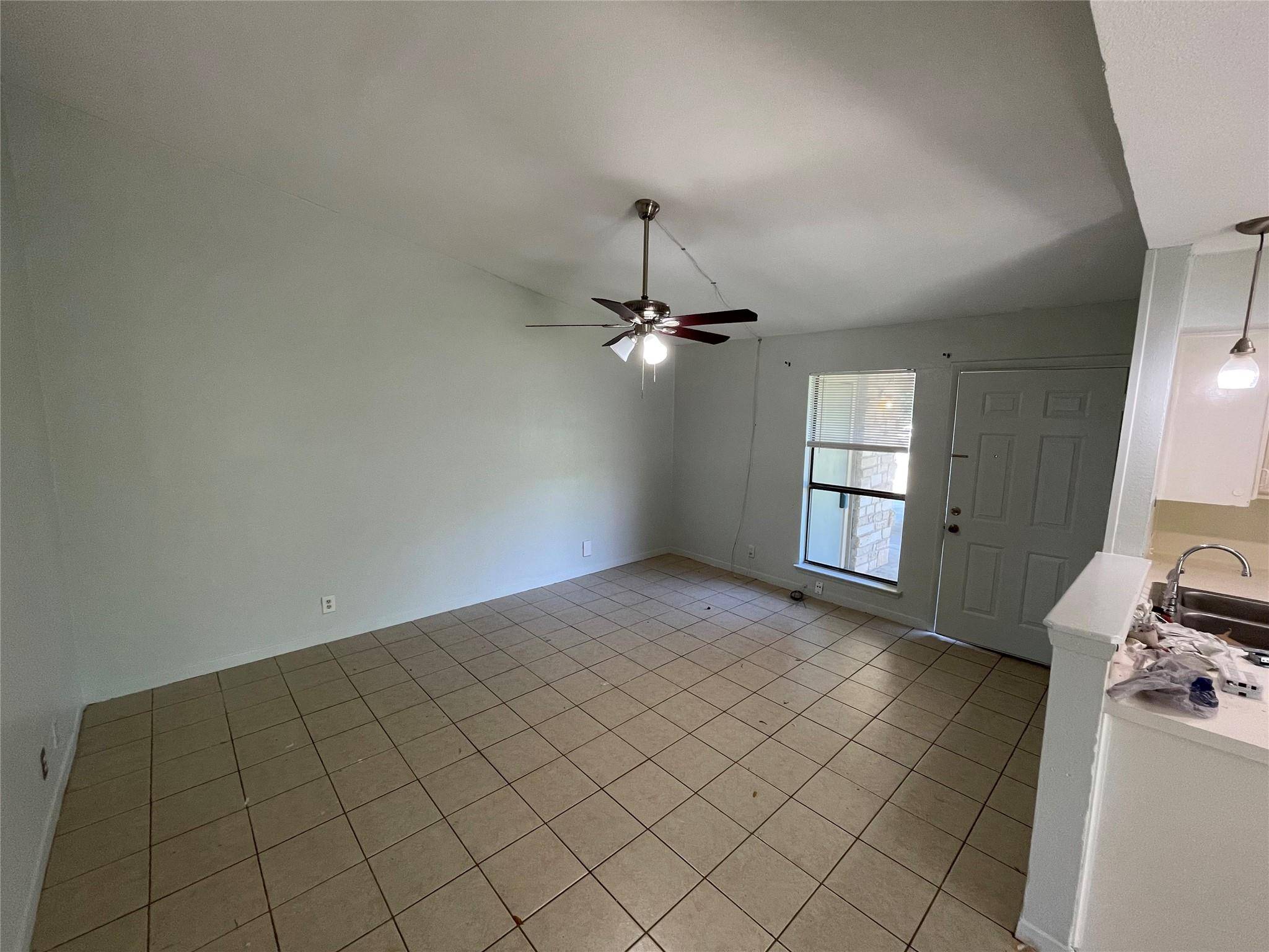 2001 Magnolia DR #A, Round Rock, TX 78664