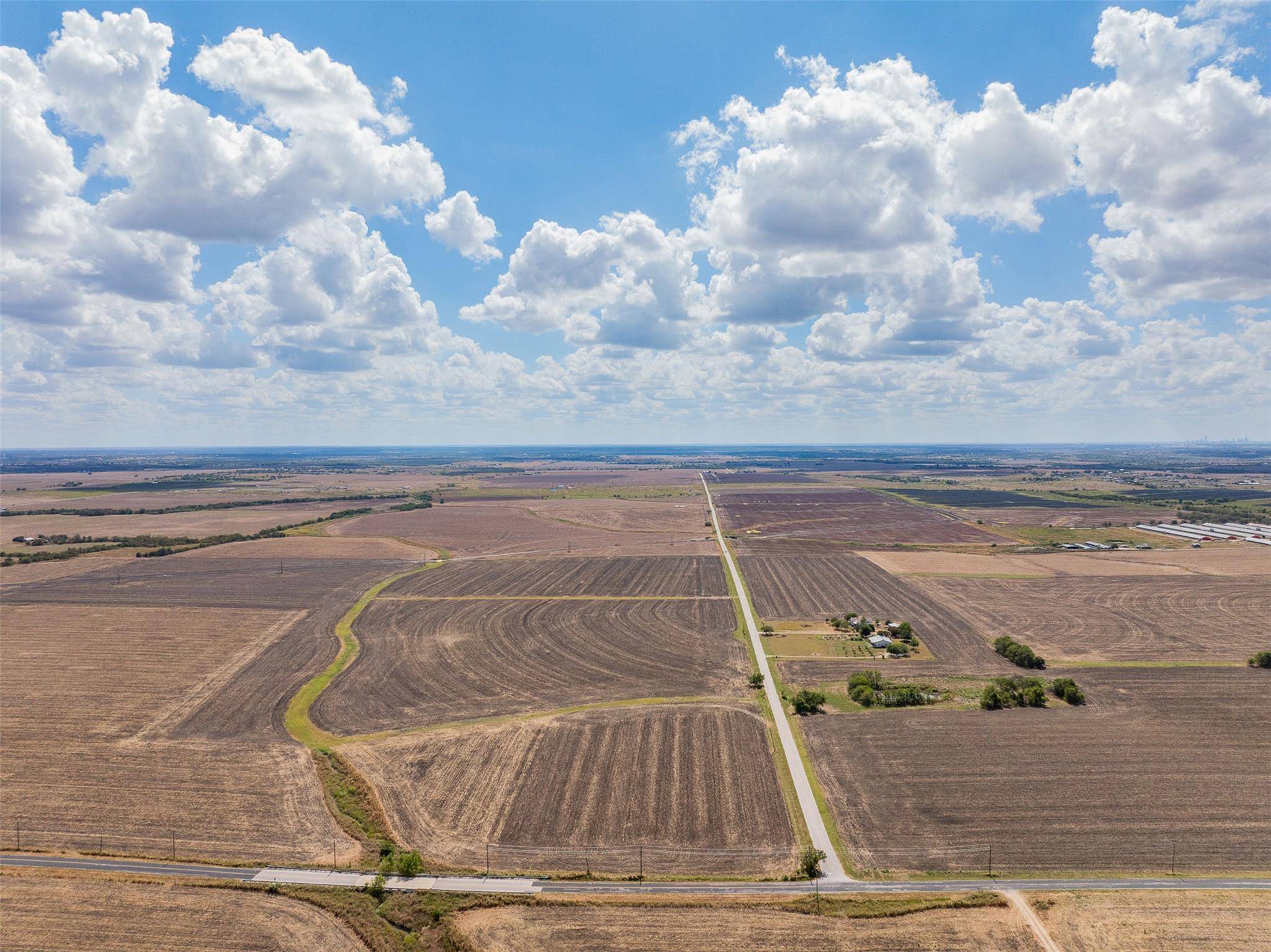 000 Wells LN, Manor, TX 78653