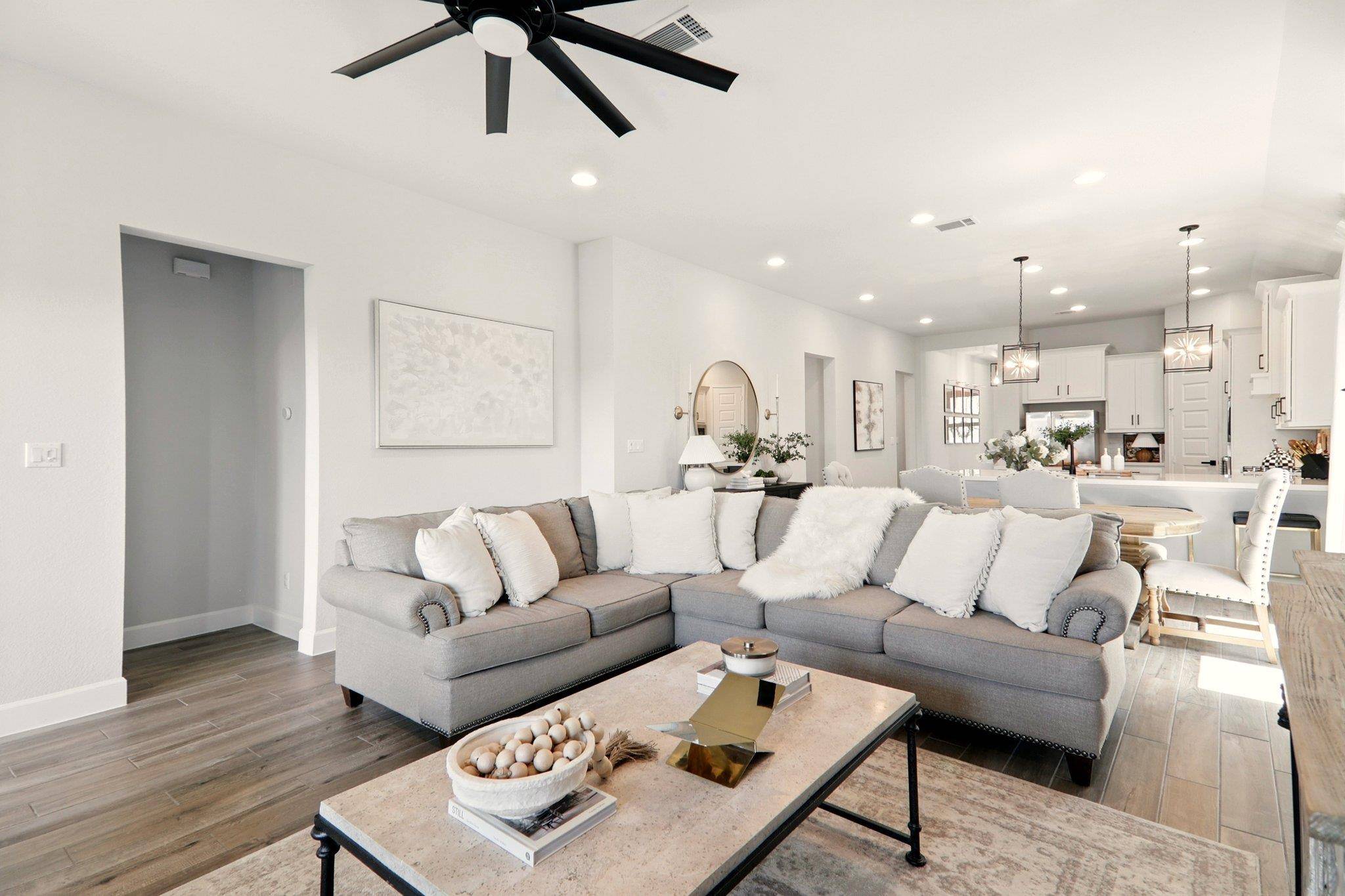 112 Rosemary CT, Bastrop, TX 78602