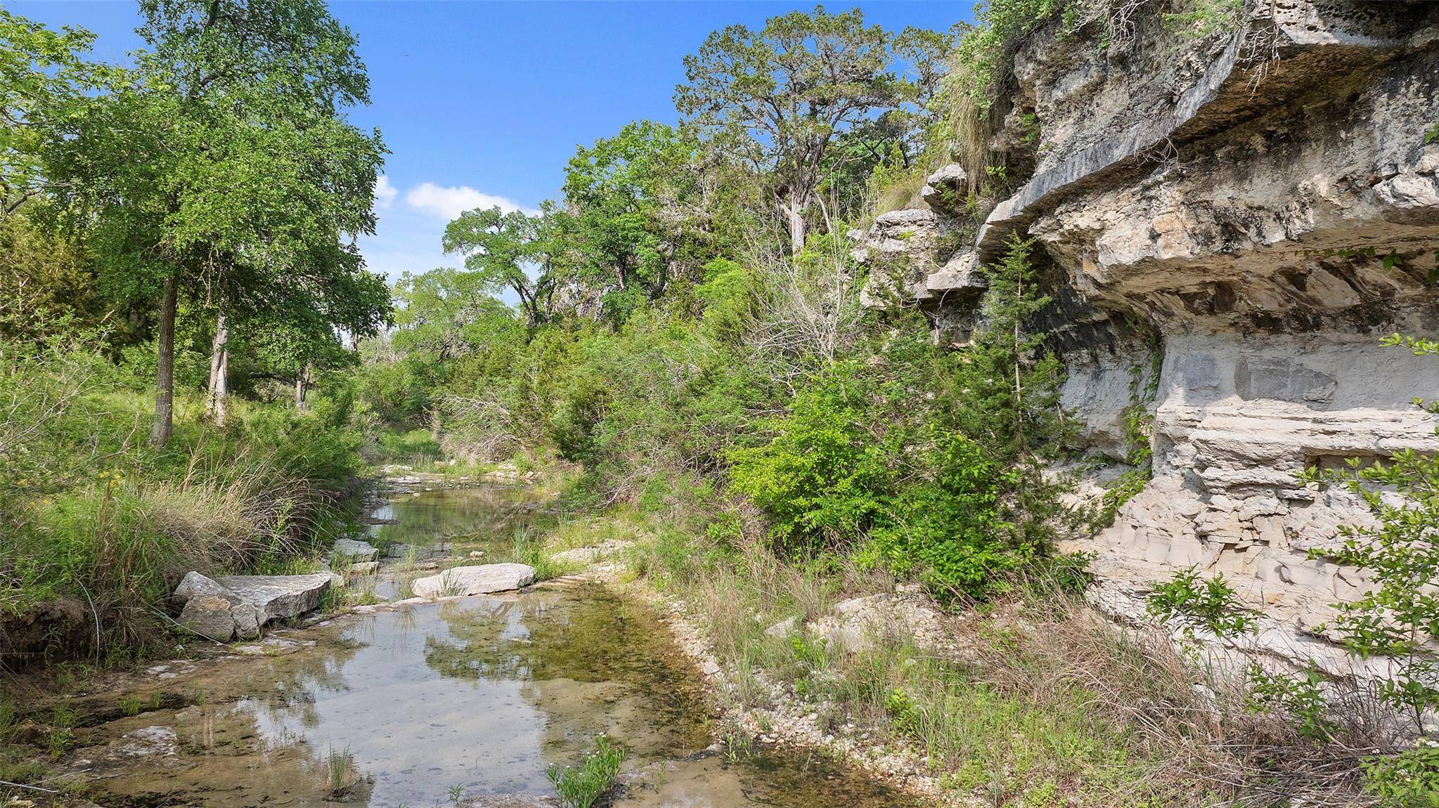 #26 Mesa Ranch RD, Dripping Springs, TX 78620
