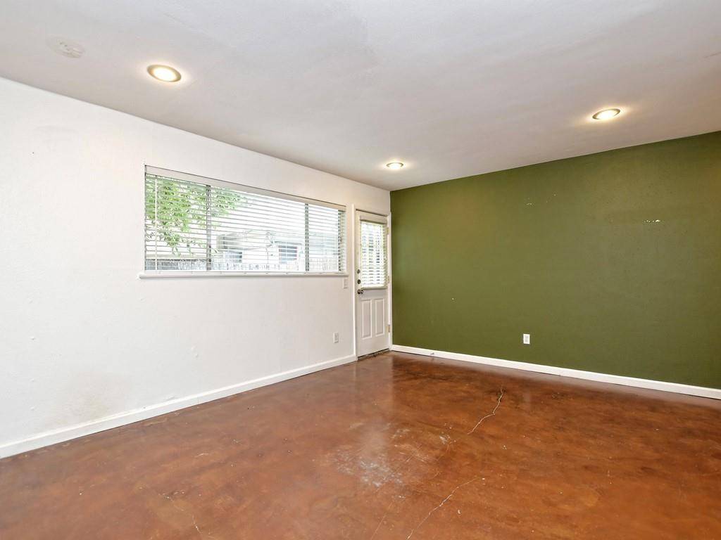 604 Franklin BLVD #B, Austin, TX 78751