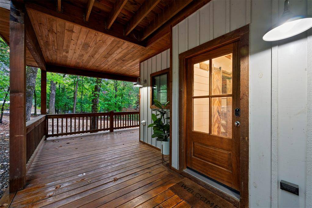 651 Chinook RD, Broken Bow, OK 74728