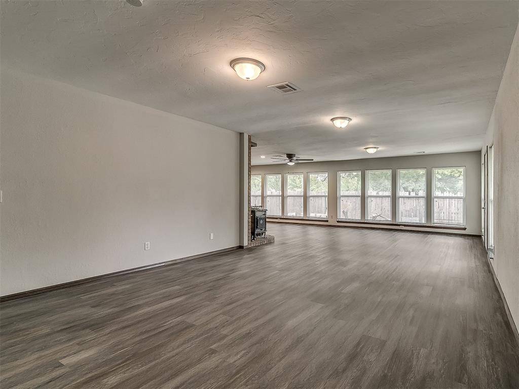 11225 NW 110th ST, Yukon, OK 73099