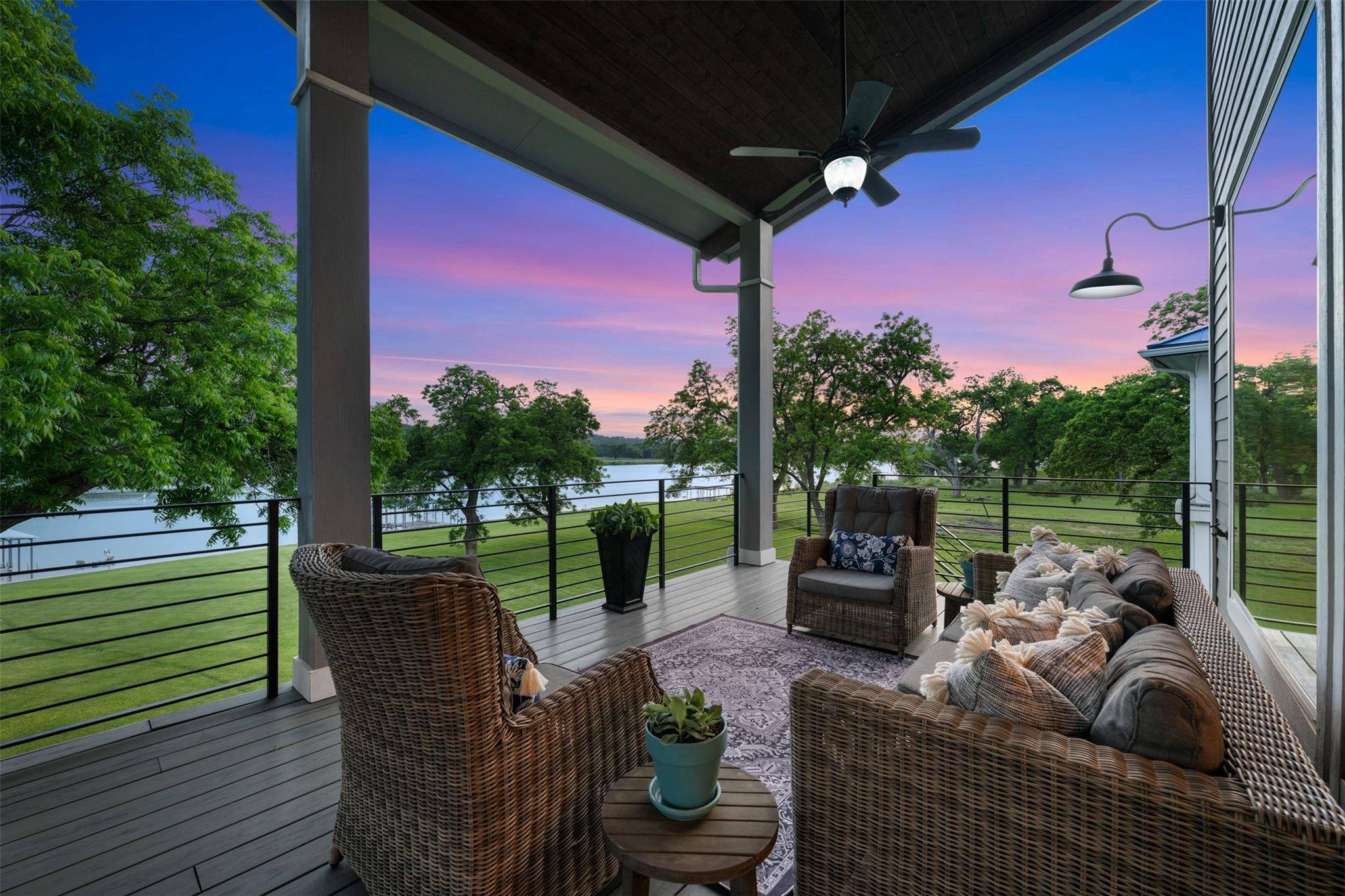 1002 Pecan CIR, Marble Falls, TX 78654