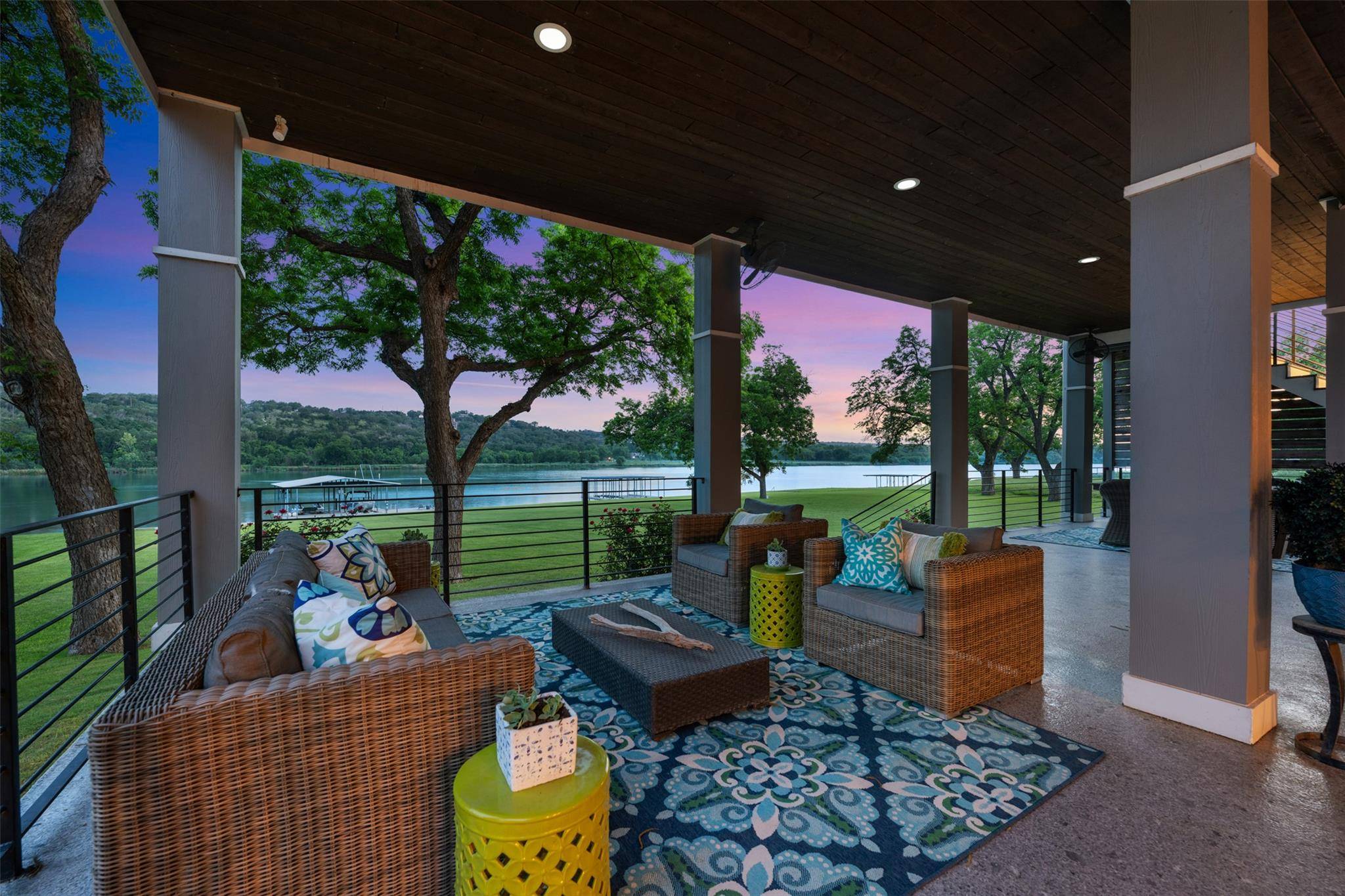 1002 Pecan CIR, Marble Falls, TX 78654
