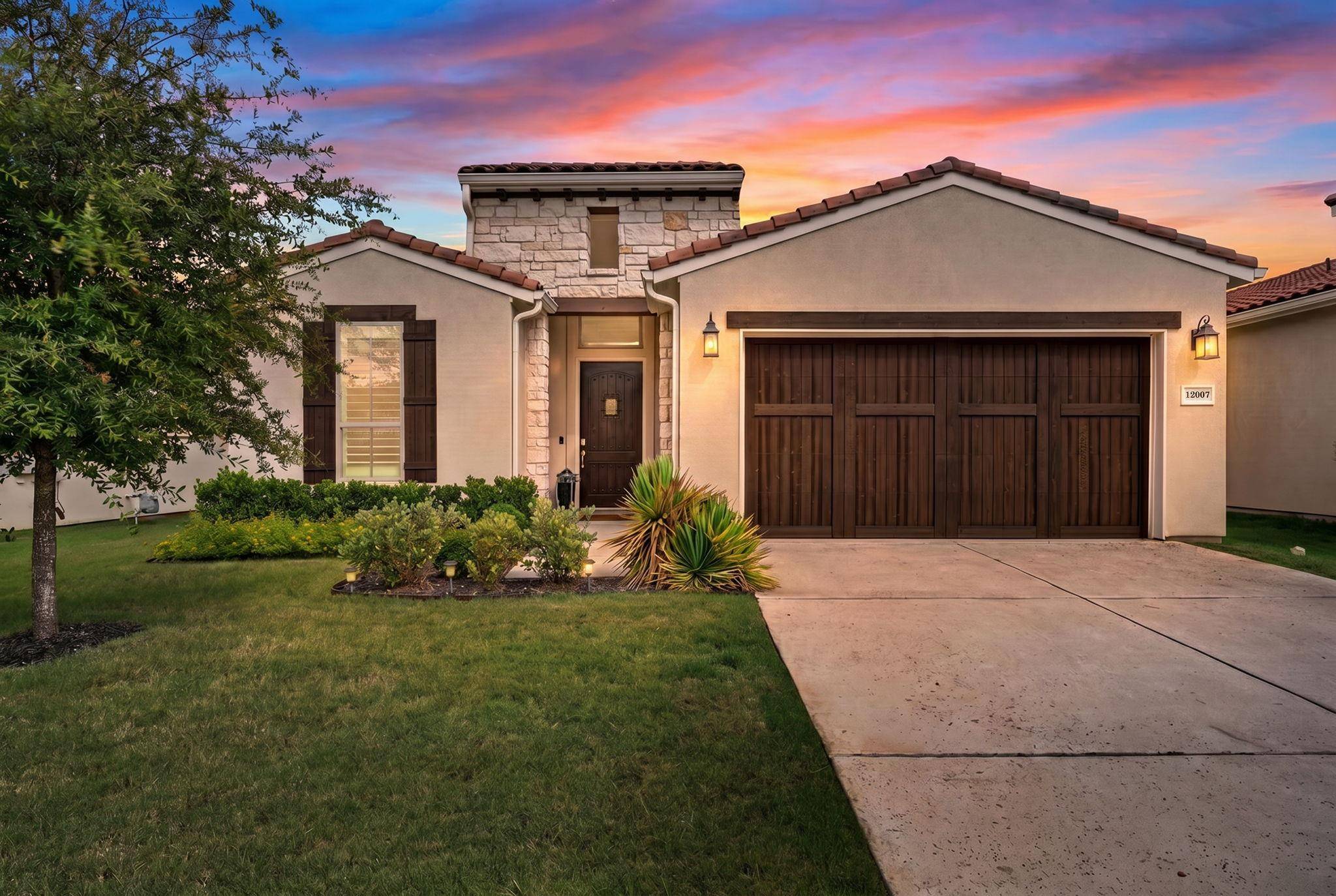 12007 Beautybrush DR, Austin, TX 78738
