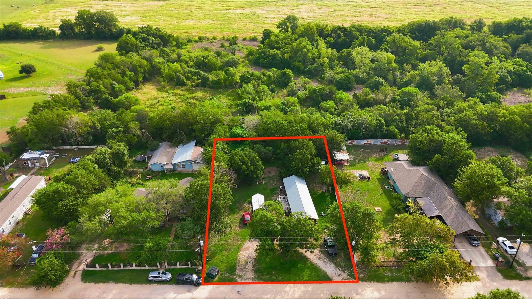 43 Skycrest DR, Martindale, TX 78655