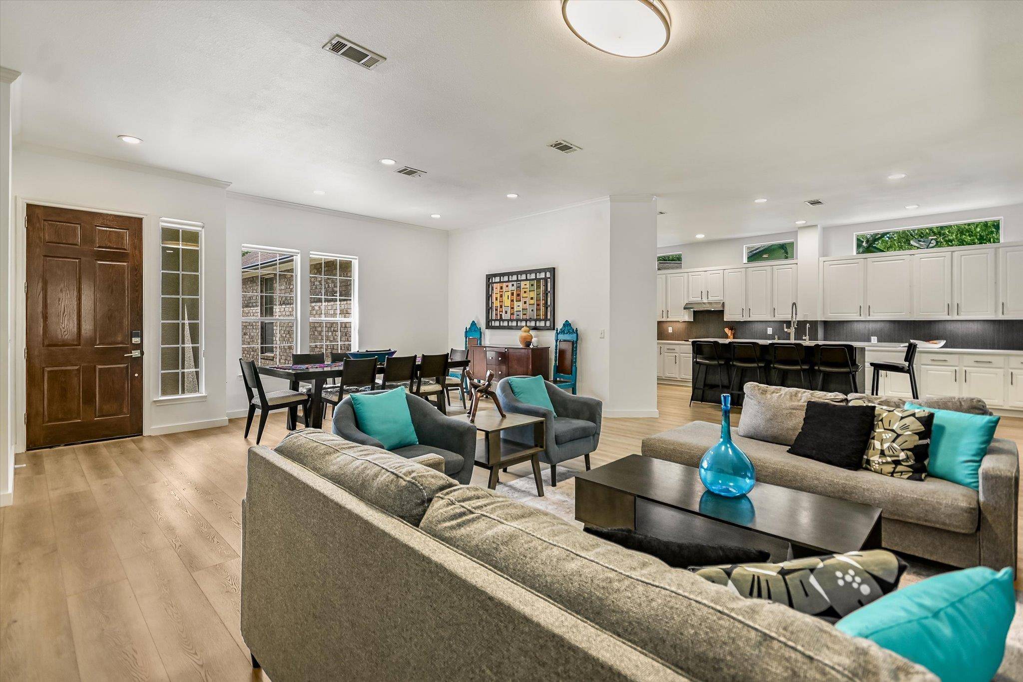 105 Stetson CIR, Georgetown, TX 78633