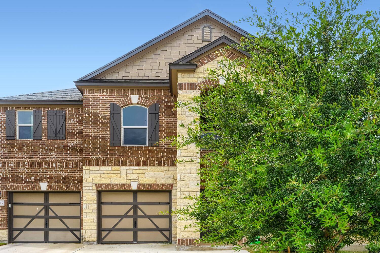 1513 Foxglove DR, Lockhart, TX 78644
