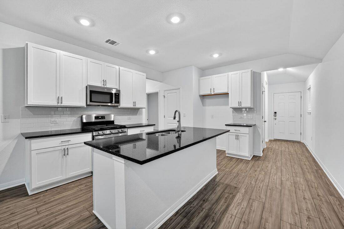 14130 Edna Maxine WALK, Del Valle, TX 78617
