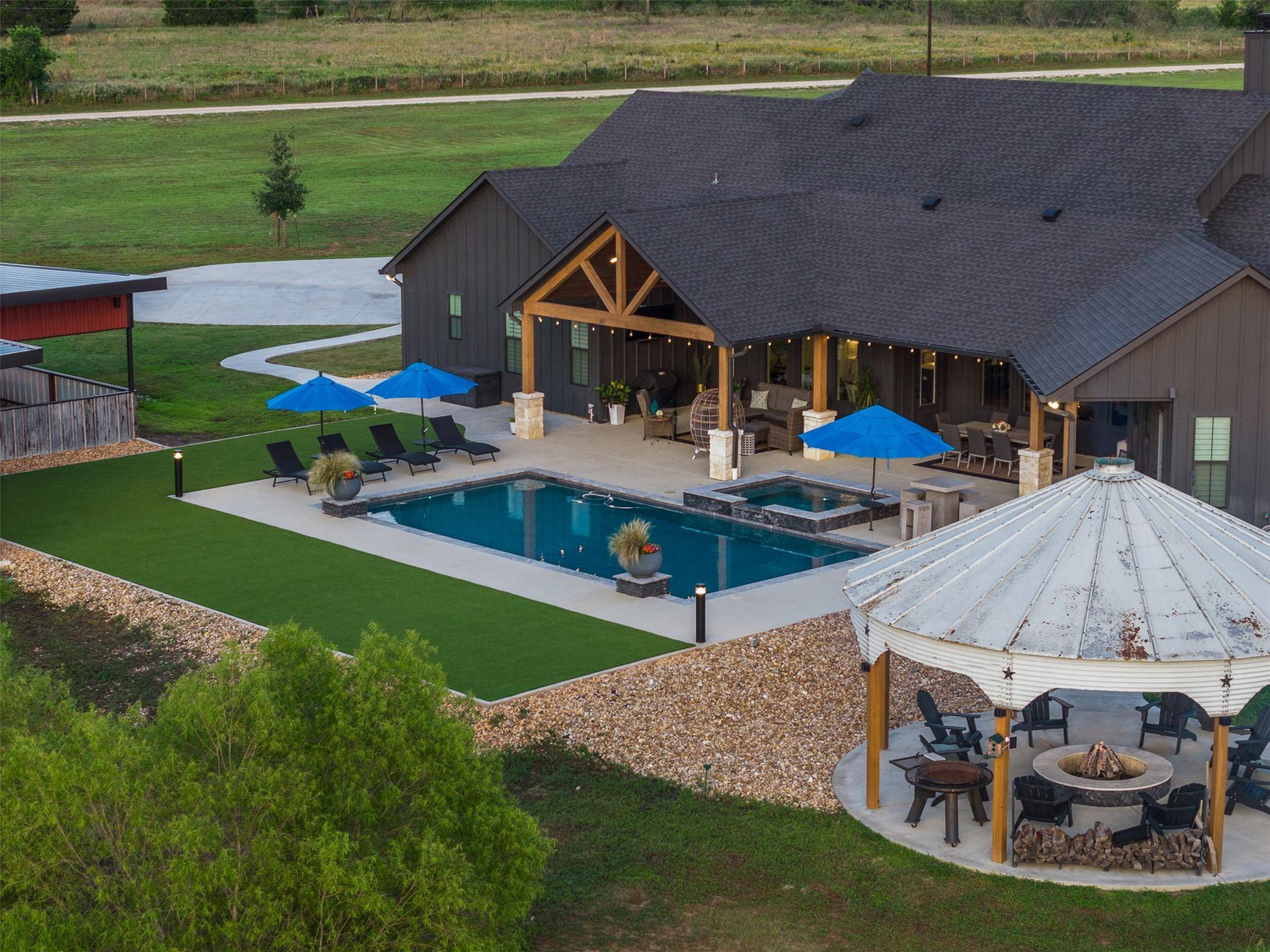 1981 County Road 202, Caldwell, TX 77836