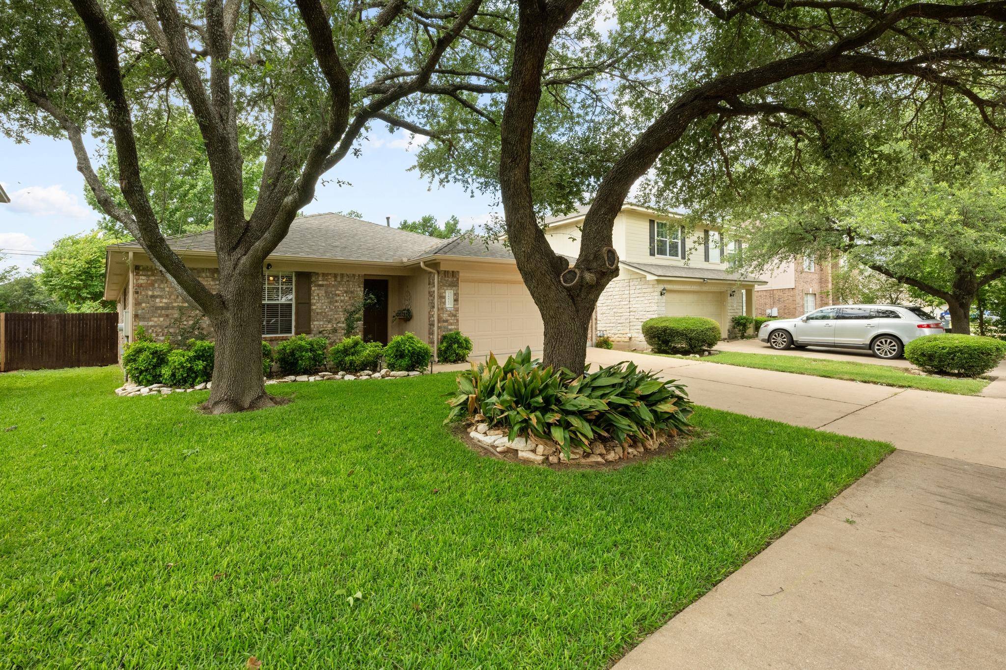 16812 Bailey Jean DR, Round Rock, TX 78681