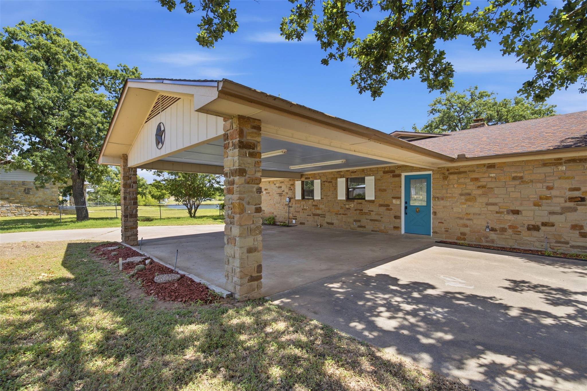 508 Pebble DR, Buchanan Dam, TX 78609
