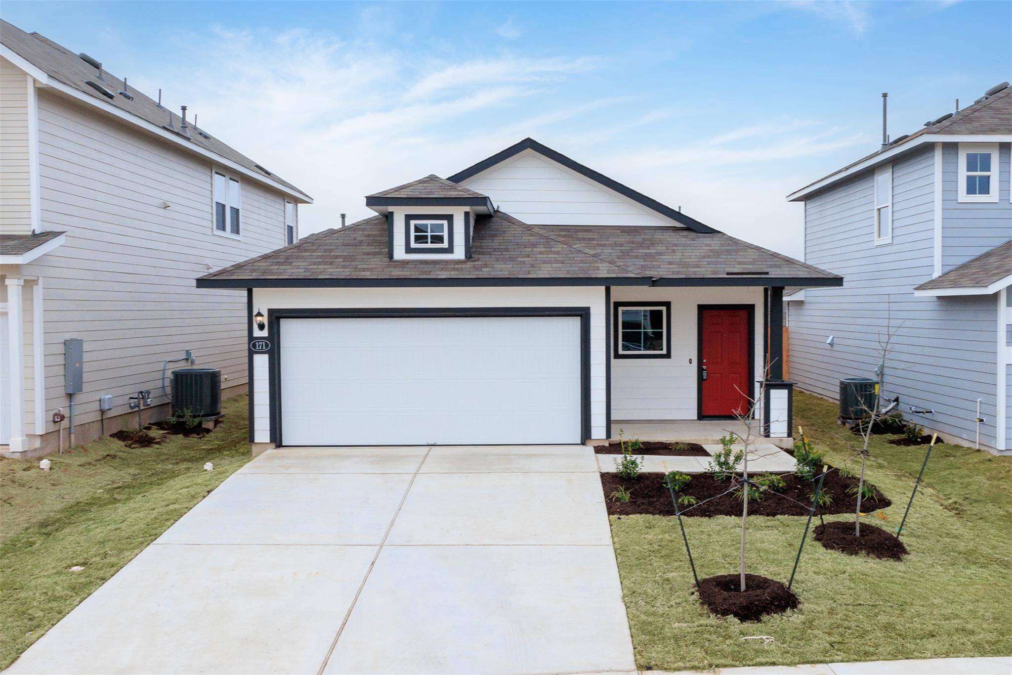 171 Haywood MNR, Maxwell, TX 78656