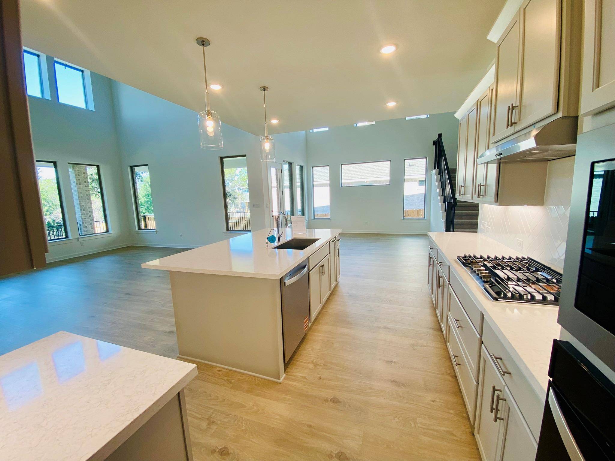 1417 White Daisy LN, Georgetown, TX 78628