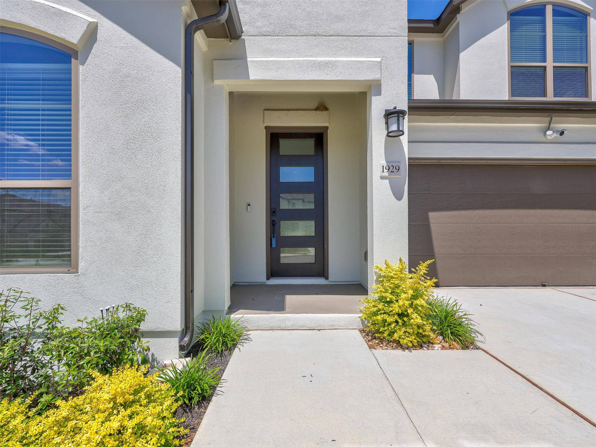 1929 Montella WAY, Leander, TX 78641