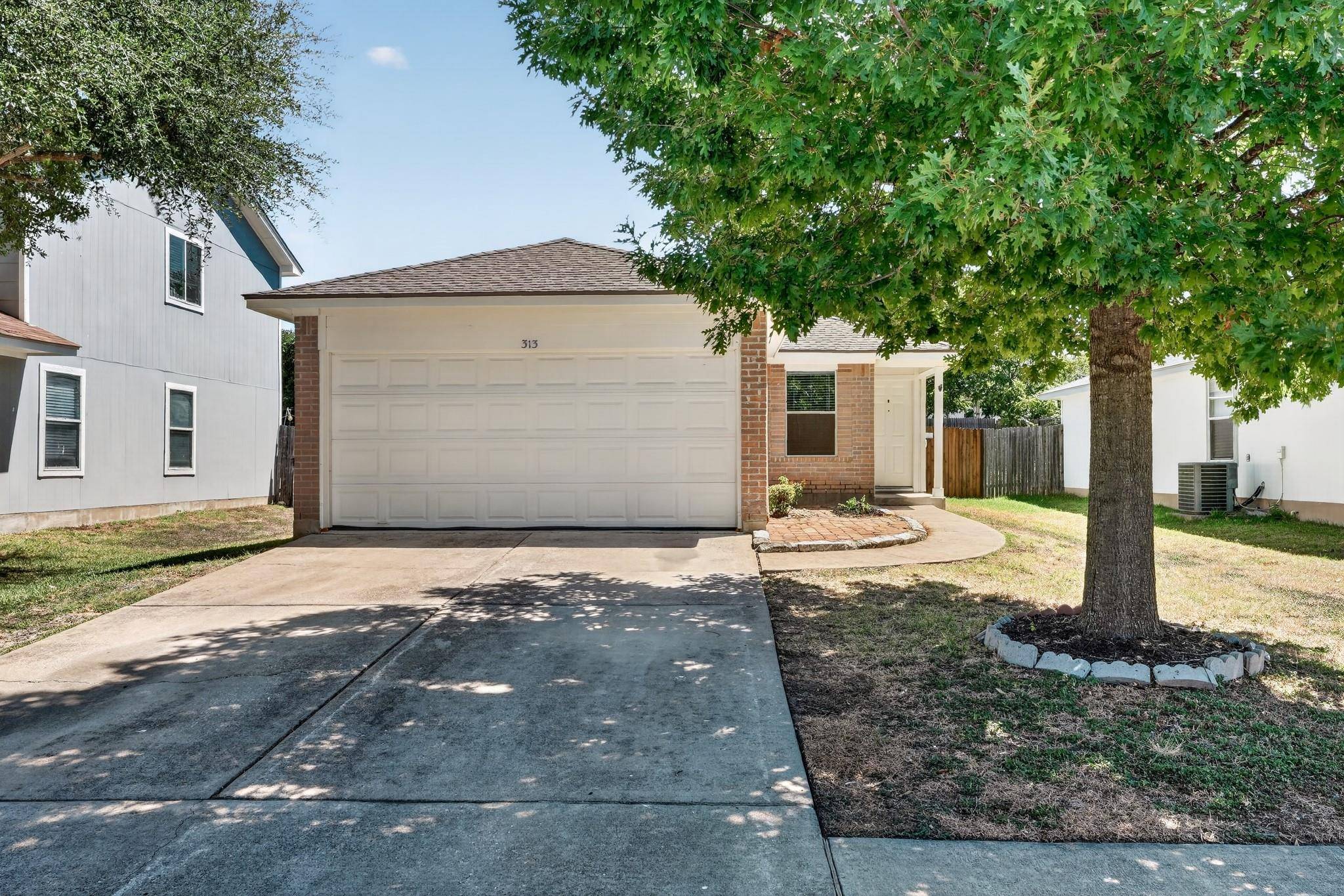 313 Avalanche Ave, Georgetown, TX 78626