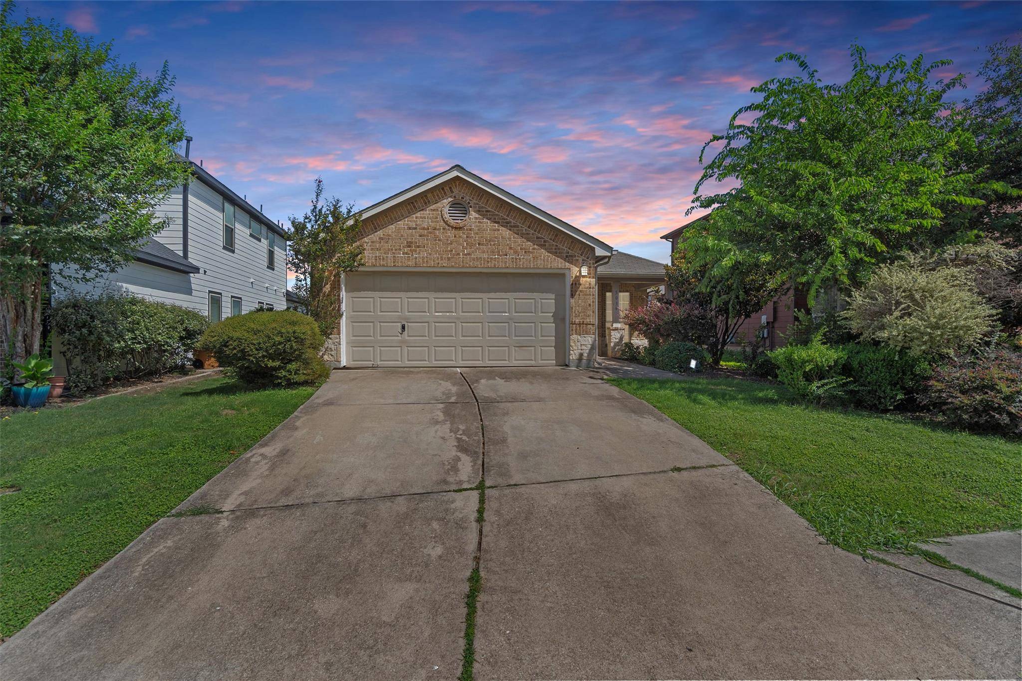 5036 Lexington Meadow LN, Del Valle, TX 78617