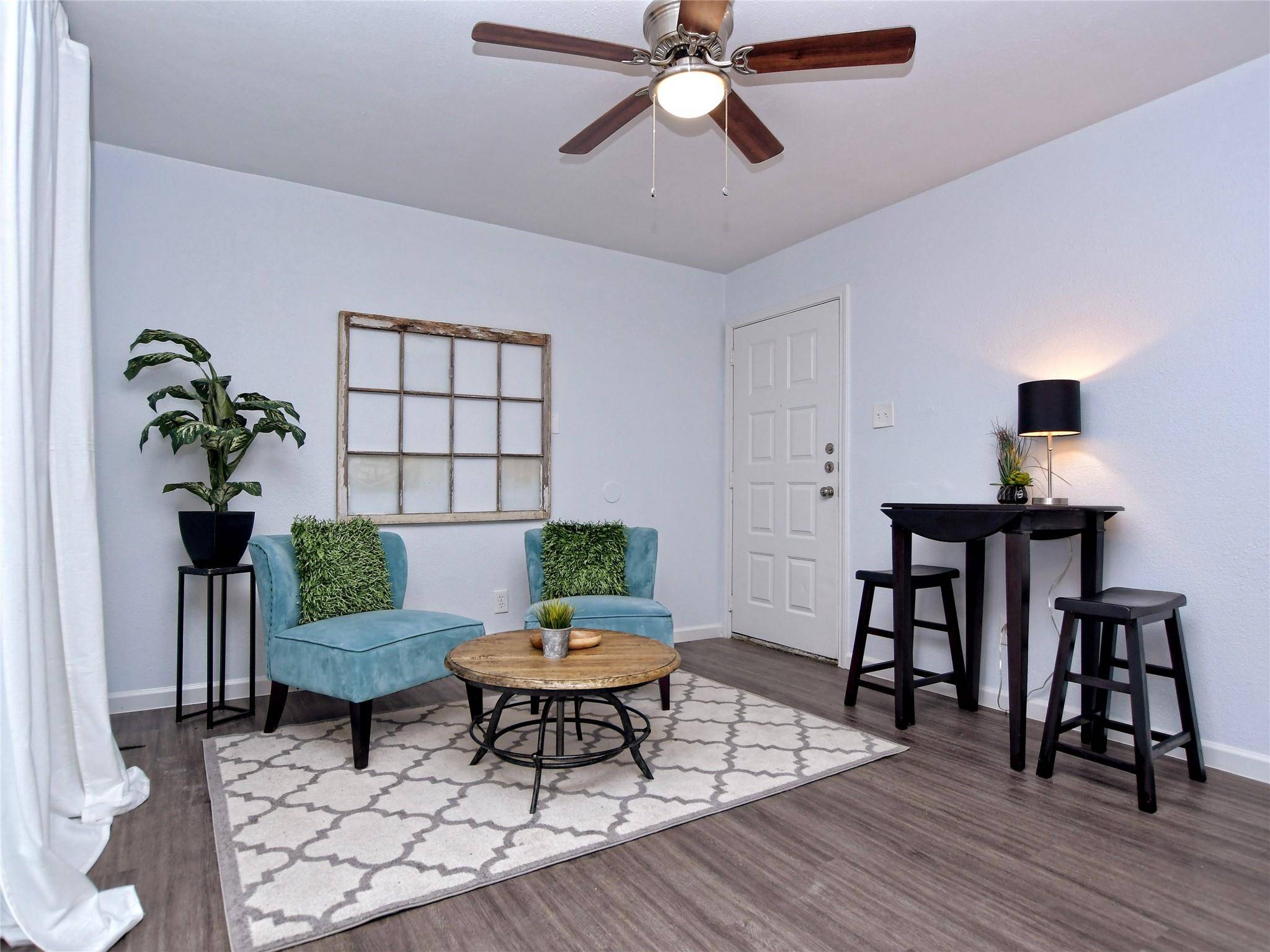 1840 Burton DR #109, Austin, TX 78741
